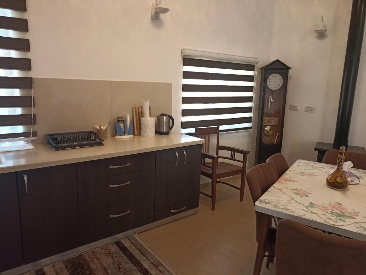 Allenby Guest House Хайфа Экстерьер фото